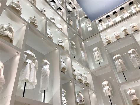 dior arts decoratifs|dior home decor.